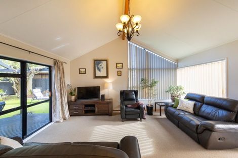Photo of property in 9 Delta Place, Milson, Palmerston North, 4414