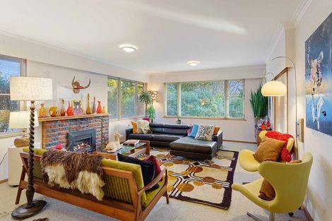 Photo of property in 11 Iti Grove, Waikanae, 5036