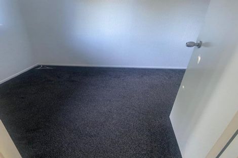 Photo of property in 4/54 View Road, Henderson, Auckland, 0612