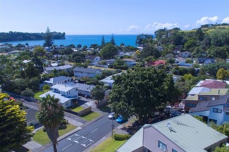 Photo of property in 49 Cochrane Avenue, Arkles Bay, Whangaparaoa, 0932