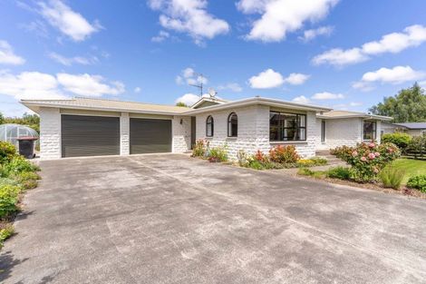 Photo of property in 1 Gow Street, Winton, 9720