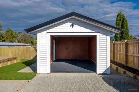 Photo of property in 32a Augustine Street, Waimate, 7924