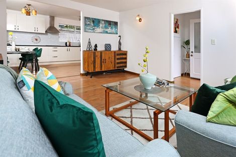 Photo of property in 10a Harding Avenue, Te Atatu South, Auckland, 0610