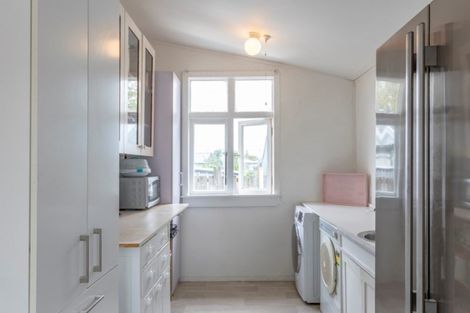 Photo of property in 72 Rifle Range Road, Dinsdale, Hamilton, 3204