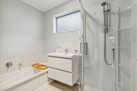 Photo of property in 53 Lomita Road, Johnsonville, Wellington, 6037