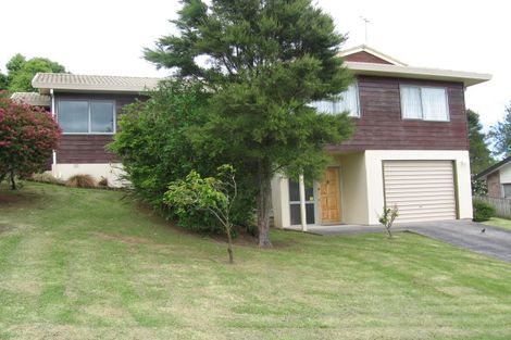 Photo of property in 12 Meynell Court, Glen Eden, Auckland, 0602