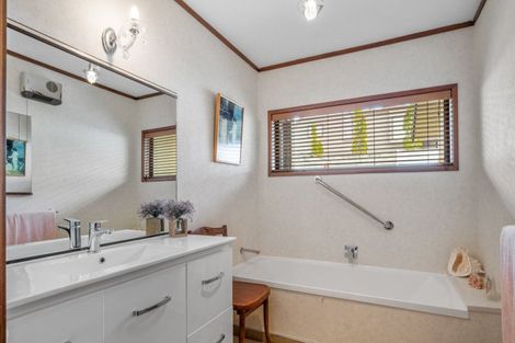 Photo of property in 43 Aronui Road, Bridge Hill, Alexandra, 9320