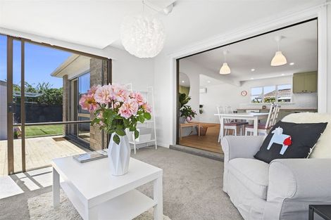 Photo of property in 25 Pandora Street, North New Brighton, Christchurch, 8083