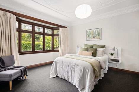 Photo of property in 17 Pembroke Road, Northland, Wellington, 6012