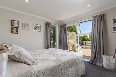 Photo of property in 104a Brooklyn Road, Carterton, 5713