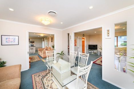 Photo of property in 12 Silkwood Place, Fitzherbert, Palmerston North, 4410