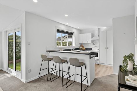 Photo of property in 40 Harrowdale Drive, Avonhead, Christchurch, 8042