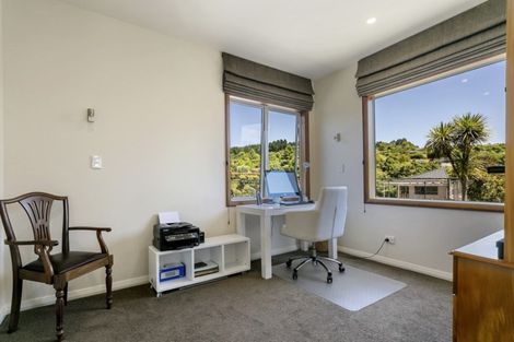 Photo of property in 7 Cameron Drive, Acacia Bay, Taupo, 3385