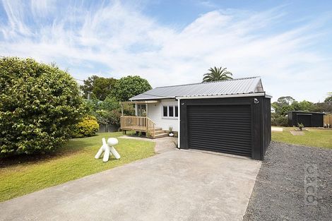 Photo of property in 16 Great North Road, Riverhead, 0820