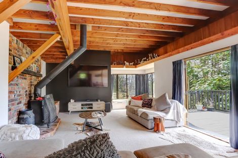 Photo of property in 235 No 2 Line, Okoia, Whanganui, 4572