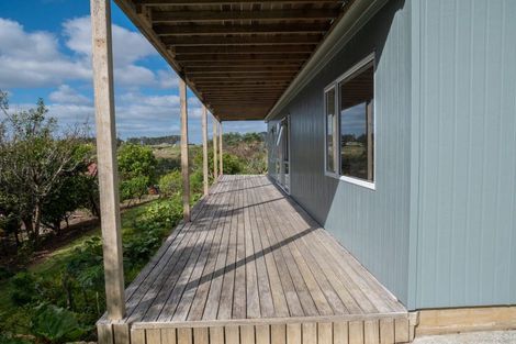 Photo of property in 97 Cable Bay Block Road, Cable Bay, 0420