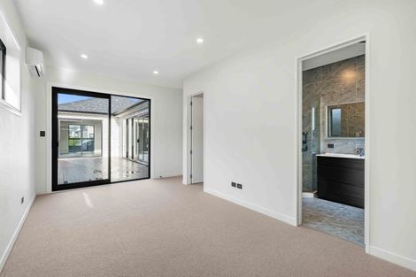 Photo of property in 29 Cara Avenue, Kumeu, 0810