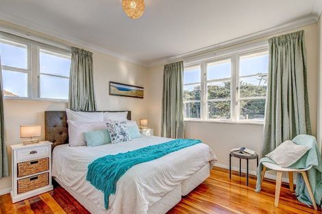 Photo of property in 88 Dimock Street, Titahi Bay, Porirua, 5022