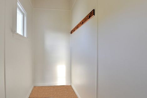 Photo of property in 153 Seaward Road, Edendale, 9825