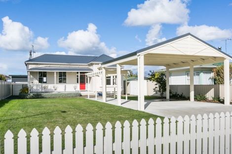 Photo of property in 9a Bowling Road, Greenmeadows, Napier, 4112