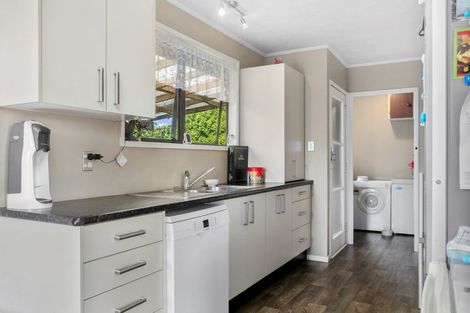 Photo of property in 54 Arodella Crescent, Ranui, Auckland, 0612