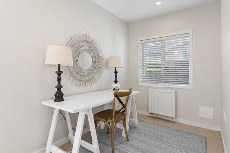 Photo of property in 21 Chateau Crescent, Rangatira Park, Taupo, 3330