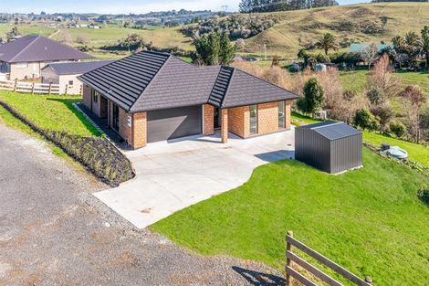 Photo of property in 5 Don Mackinnon Way, Hunua, 2583