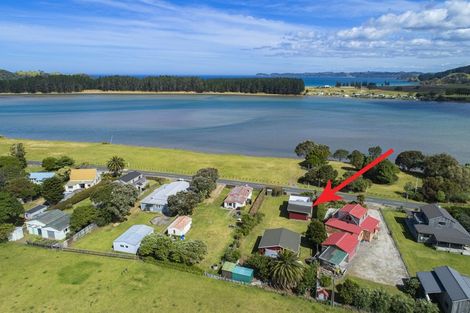 Photo of property in 2177 Whananaki North Road, Whananaki, Hikurangi, 0181