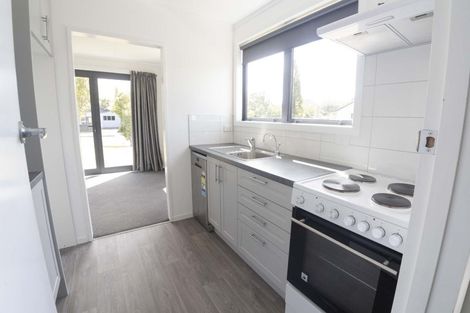 Photo of property in 26 Escort Grove, Awapuni, Palmerston North, 4412