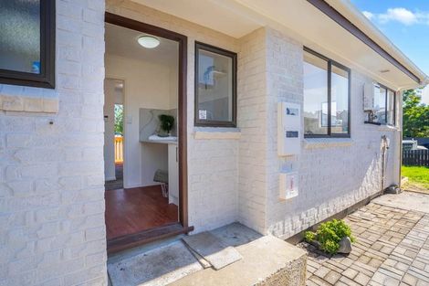 Photo of property in 9 Massine Place, Randwick Park, Auckland, 2105