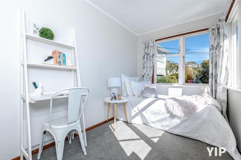 Photo of property in 102 Helston Road, Paparangi, Wellington, 6037