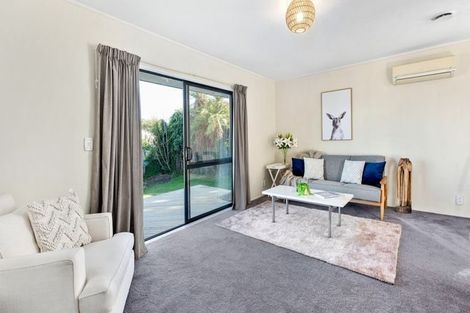 Photo of property in 16 Porikapa Road, Owhata, Rotorua, 3010