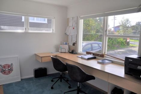 Photo of property in 41 Farquhar Road, Glendene, Auckland, 0602