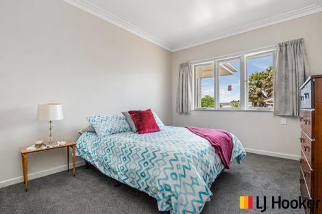 Photo of property in 37 Hooper Avenue, Pukekohe, 2120