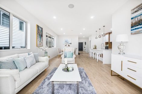 Photo of property in 5 Aklander Rise, Flat Bush, Auckland, 2019