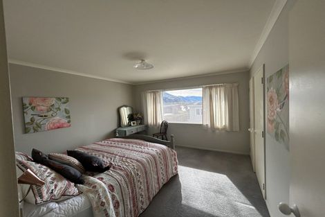 Photo of property in 40 Capell Avenue, Lake Hawea, 9382