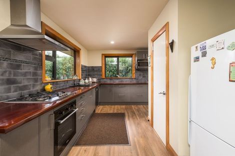 Photo of property in 18 Maclean Street, Glenavy, Waimate, 7980