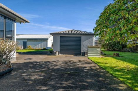 Photo of property in 9 Burke Street, Eltham, 4322