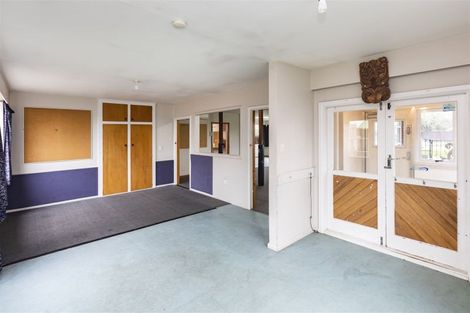 Photo of property in 316 Main North Road, Redwood, Christchurch, 8051