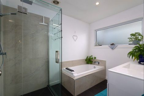 Photo of property in 120 Waimea Road, Nelson South, Nelson, 7010