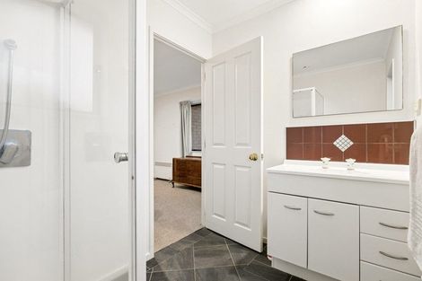 Photo of property in 24 Cloverlea Place, Pukekohe, 2120