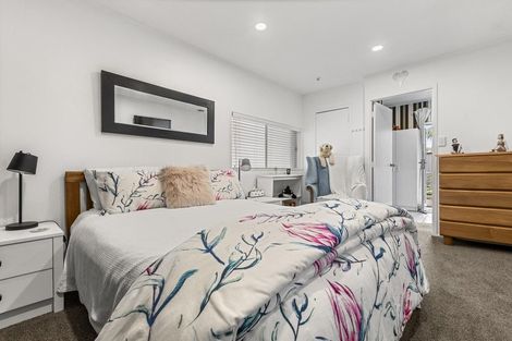 Photo of property in 5a Elizabeth Street, Orewa, 0931