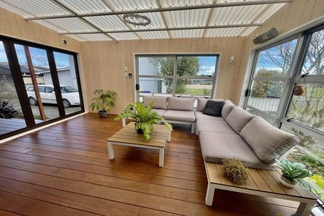 Photo of property in 20 Keats Crescent, Stoke, Nelson, 7011