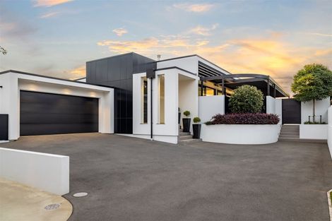 Photo of property in 31 Waiwetu Street, Fendalton, Christchurch, 8052