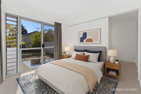 Photo of property in 4a/60 Masons Road, Oteha, Auckland, 0632