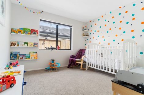 Photo of property in 14 Furlong Road, Papamoa, 3118