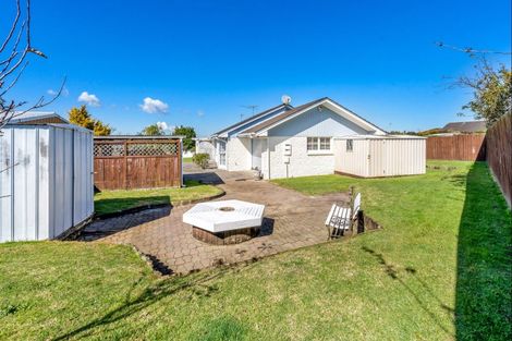 Photo of property in 5 Rene Place, Sunnyhills, Auckland, 2010