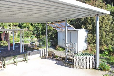 Photo of property in 16 Windsor Drive, Tairua, 3508