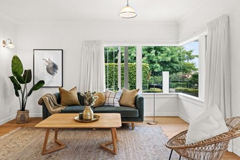 Photo of property in 130 Margaret Avenue, Havelock North, 4130