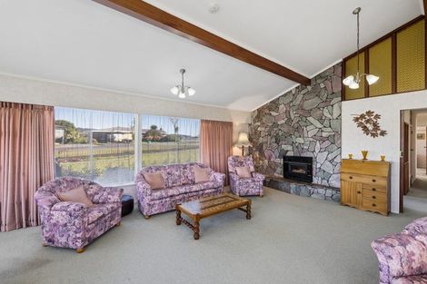 Photo of property in 49 Kimihia Road, Huntly, 3700